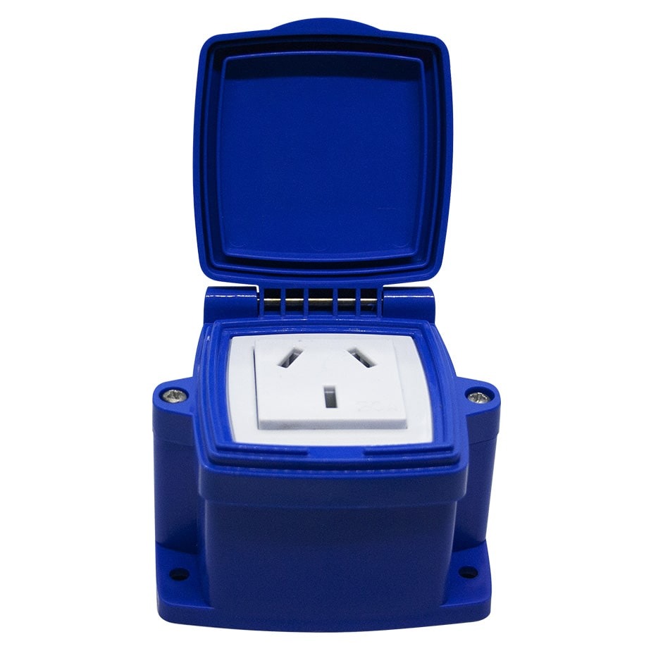 C-818 - CAJA CAPSULA PLASTICA 1 TOMA CORRIENTE 20 AMP
