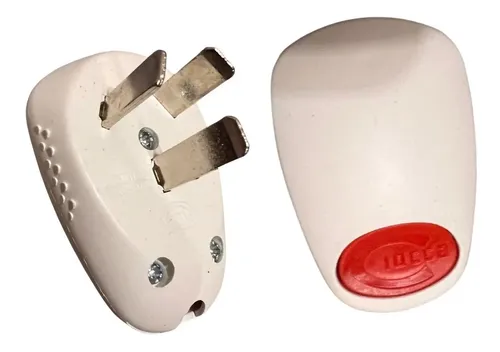 FICHA MACHO BIPOLAR 10V A 250V C/TOMA TIERRA CIOCCA (CAJA DE 30UNIDADES)